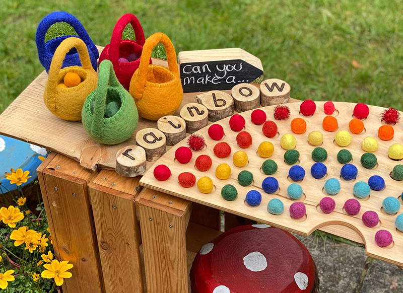 Tel- en sorteerspel - Montessori - regenboogsorteerplank - per stuk