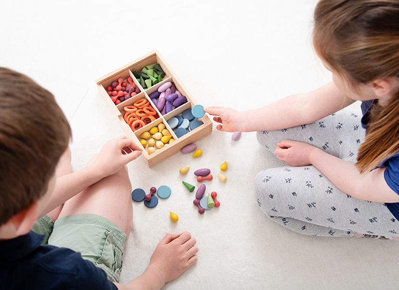 Loose parts - tickit - schatten sorteerkist - set van 109