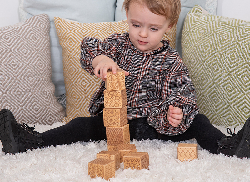 Constructie - blouwblokken - multi sensorische bouwblokken - TTS - hout - pattern bricks - set van 10